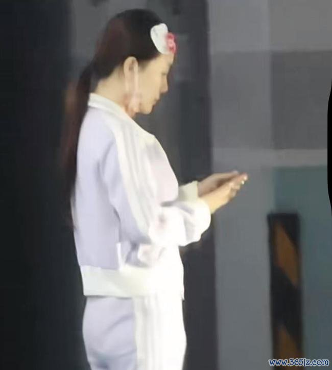 李小璐被指疑似生二胎 娱乐圈再添新成员?